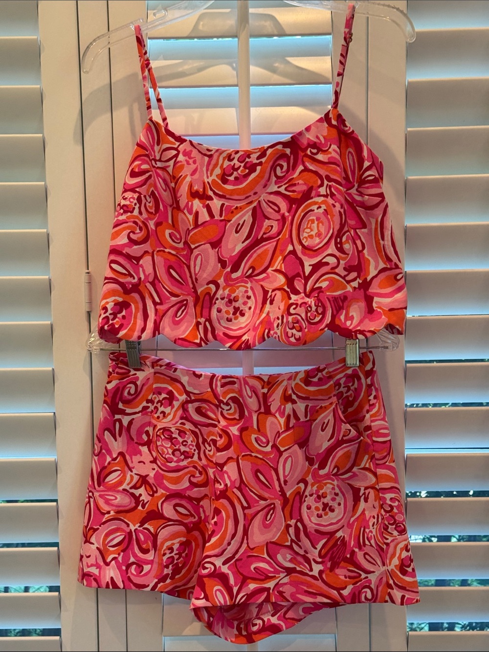Lilly Pulitzer Ivy Crop Top and Shorts Set in Pink Pout Mango Salaa